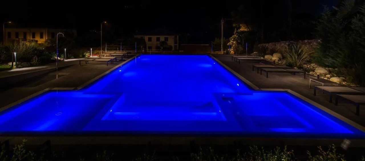 Hotel Domaso 3*,  Italy